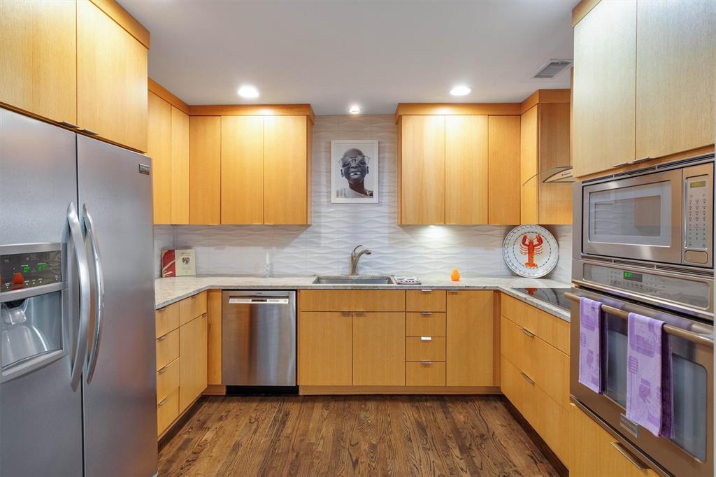 Turtle Crk North Condo - Residential