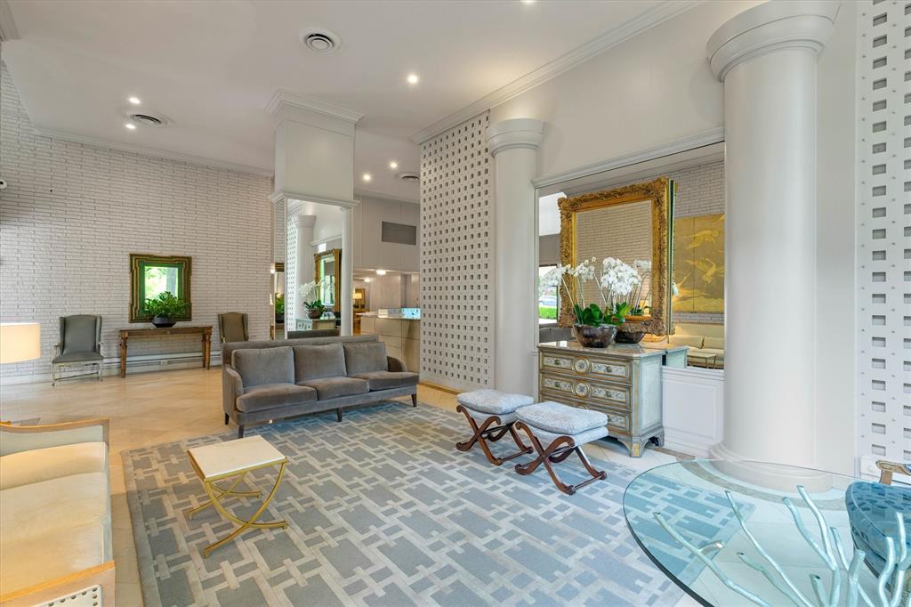 Turtle Crk North Condo - Residential