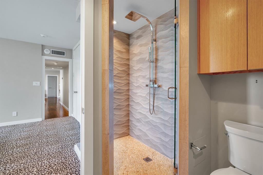 Turtle Crk North Condo - Residential