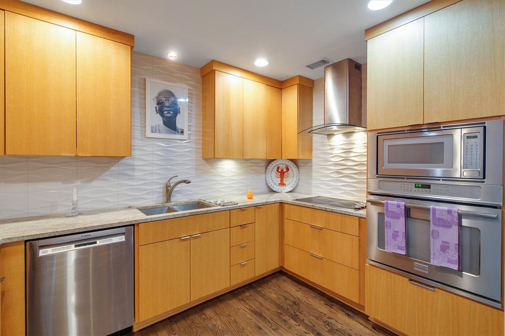 Turtle Crk North Condo - Residential