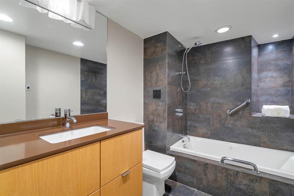 Turtle Crk North Condo - Residential