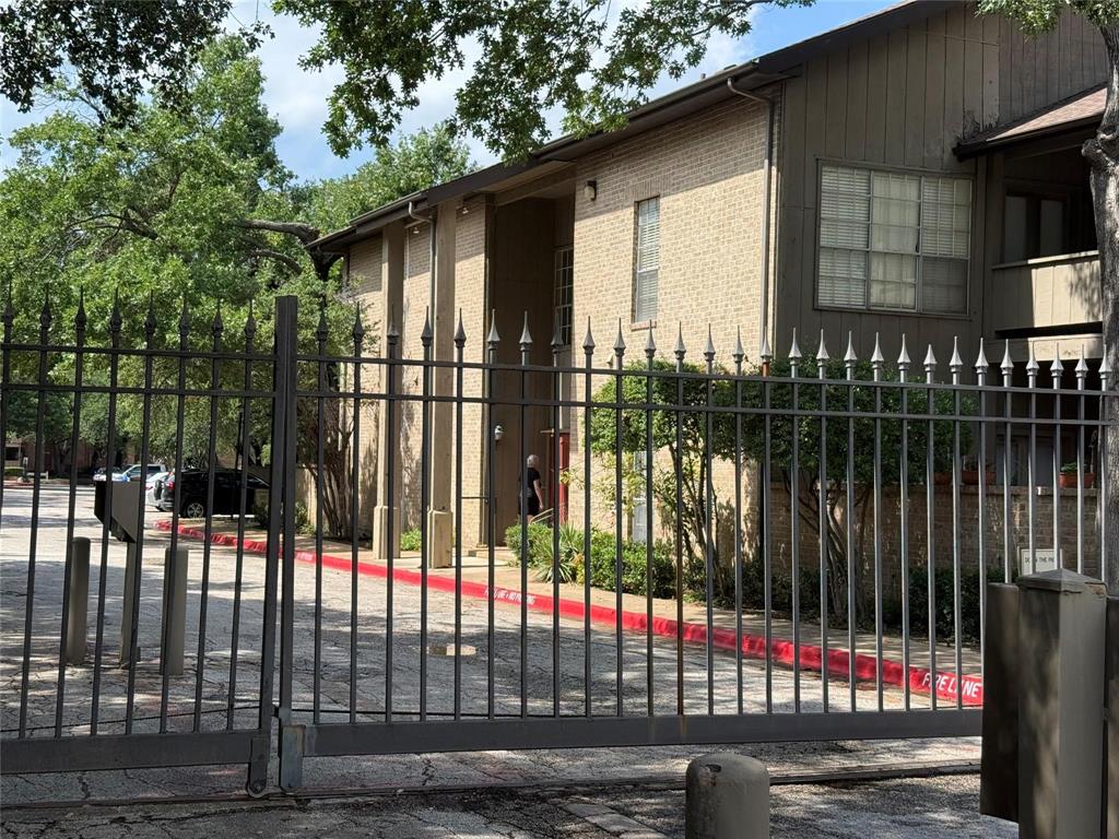 10407 High Hollows Drive 107