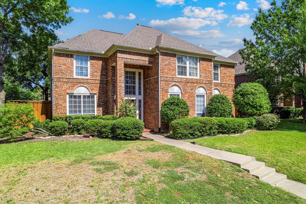 1121 Lakestream Drive