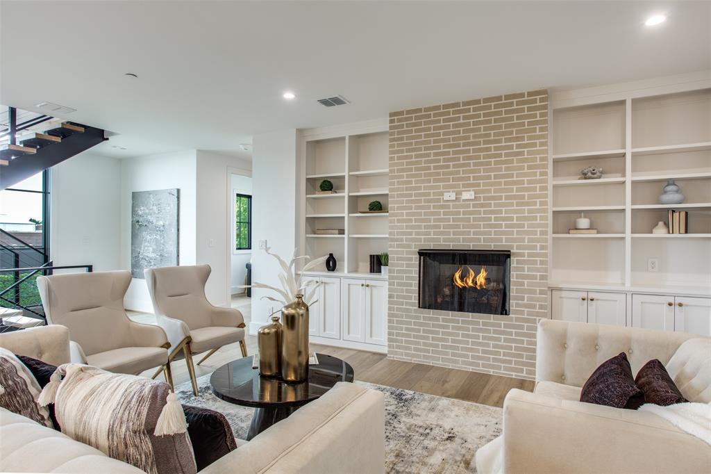 Preston Heights - Residential Lease