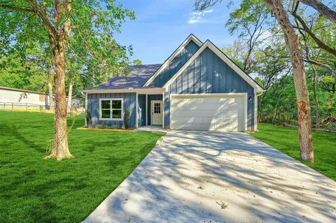 A home in Pottsboro