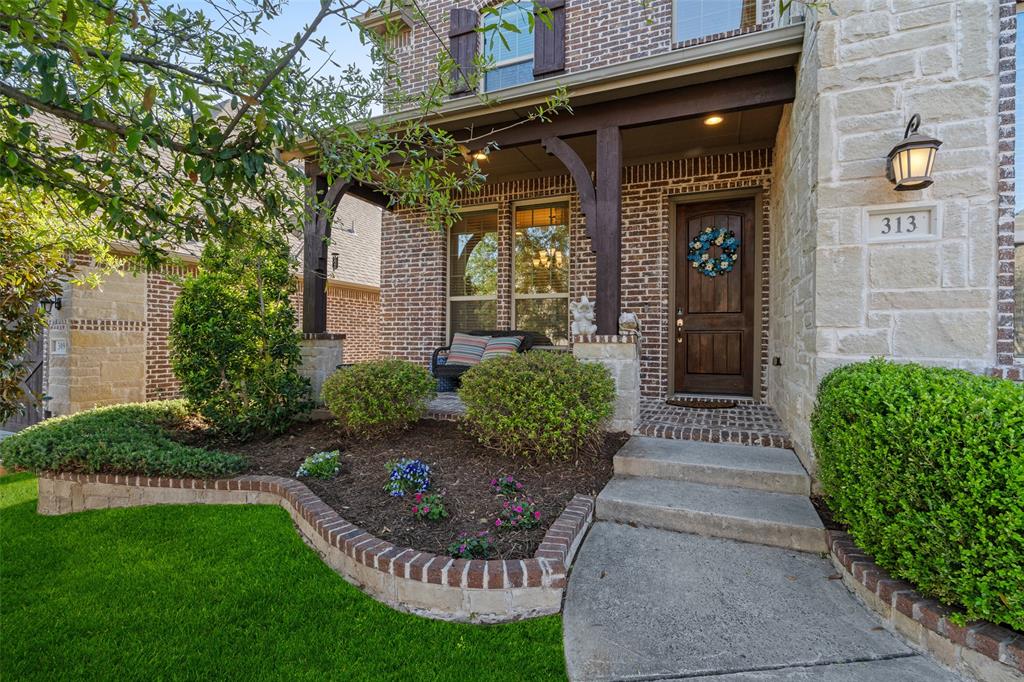 313 Grove Park Place