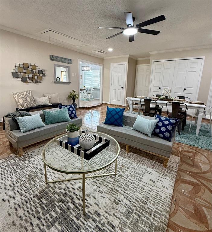 Carriage Hill Forest Hill - Residential