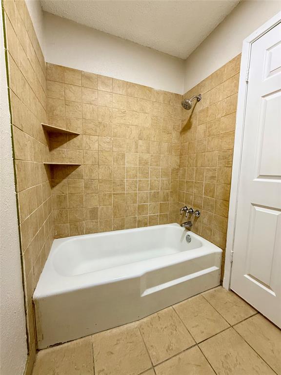 Carriage Hill Forest Hill - Residential