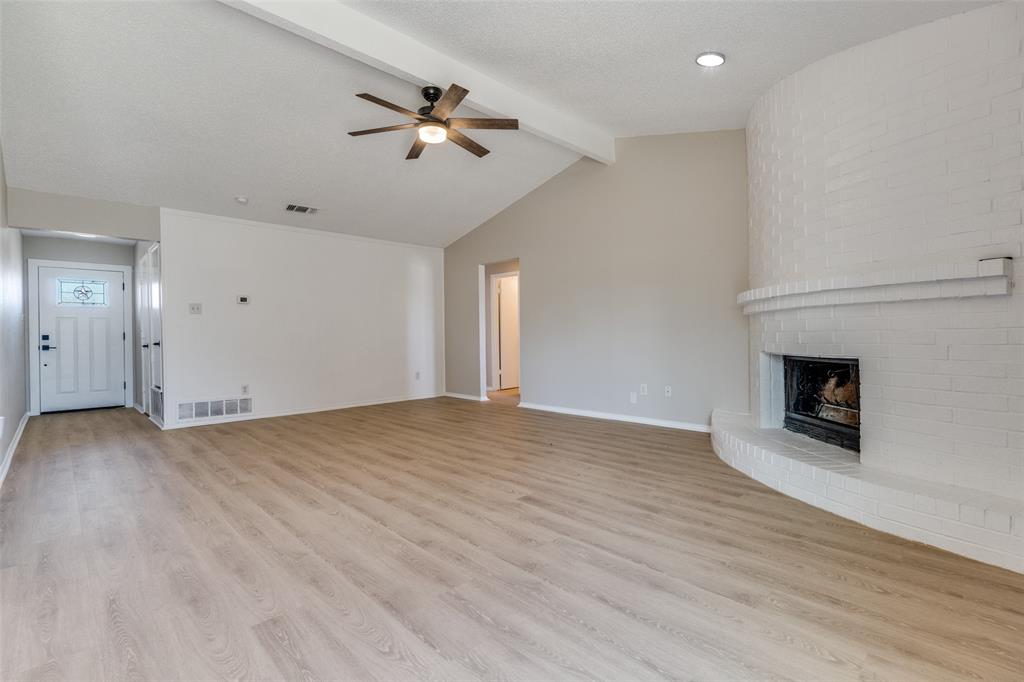 Spring Wood - Residential