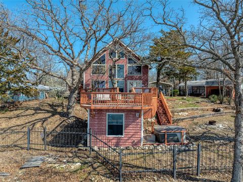 A home in Pottsboro