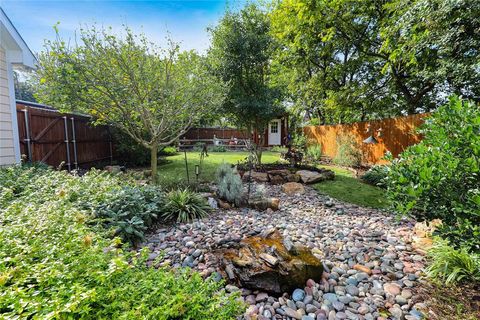 Tiny photo for 1105 Griffin Street, McKinney, TX 75069 (MLS # 21096997)