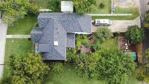 Tiny photo for 1105 Griffin Street, McKinney, TX 75069 (MLS # 21096997)