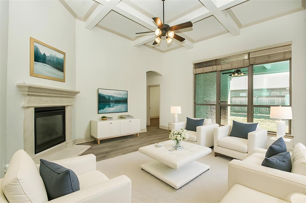 2300 Griffith Park Drive