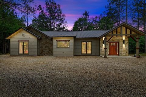 A home in Broken Bow