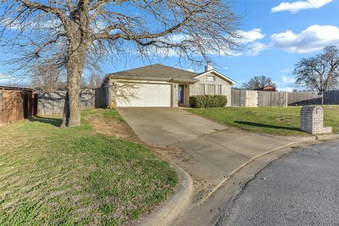 202 Lancelot Drive Weatherford TX 76086