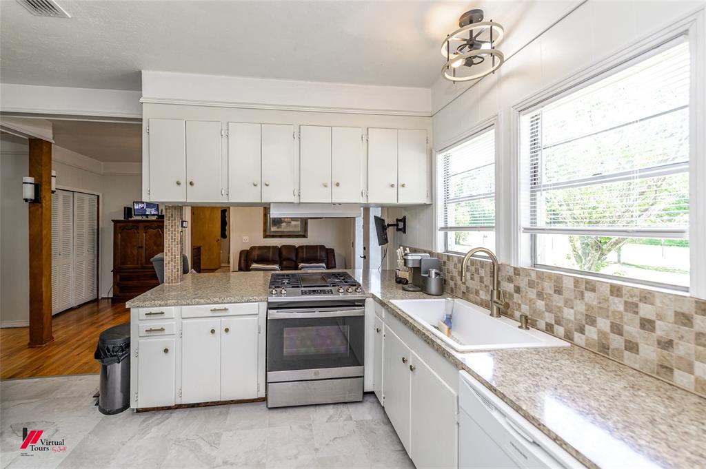 Shreveport, Louisiana 71107, United States, 3 Bedrooms Bedrooms, ,1 BathroomBathrooms,Residential,Active,110996