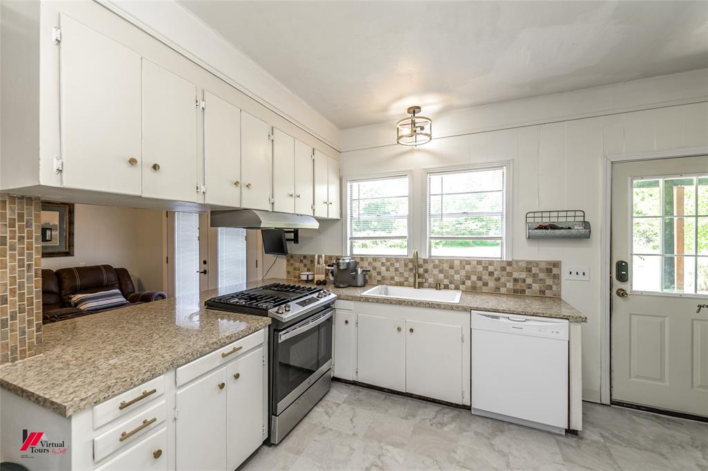 Shreveport, Louisiana 71107, United States, 3 Bedrooms Bedrooms, ,1 BathroomBathrooms,Residential,Active,110996