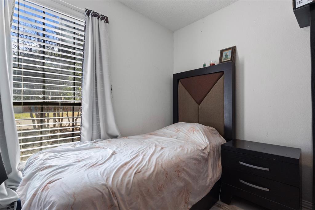 College Park 02 - Residential