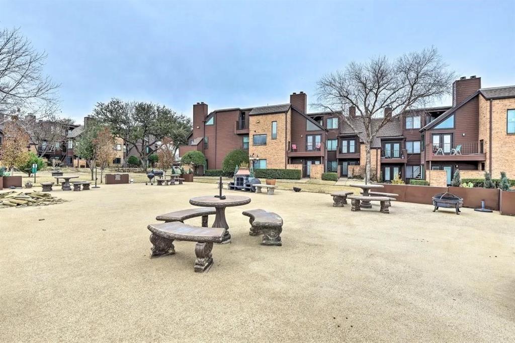 Oak Creek Condo - Residential