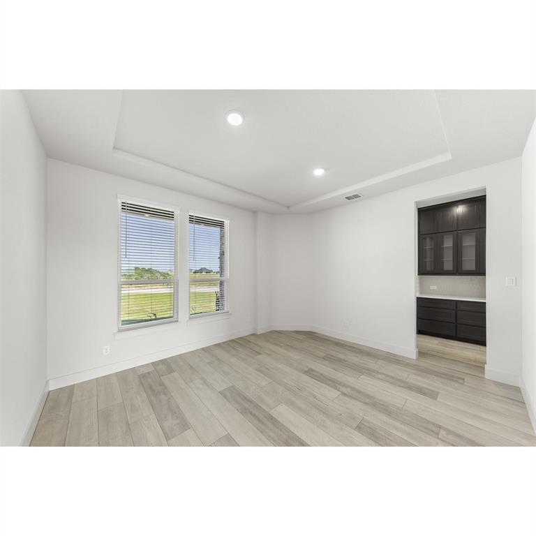 9820 Aiken Court