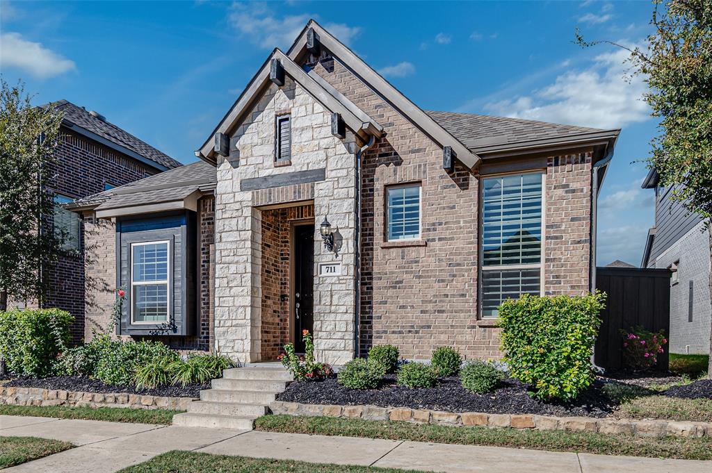 711 Waterbrook Parkway