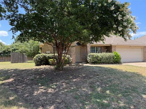 Photo of 8508 Thicket Court, Fort Worth, TX 76123 (MLS # 21318903)