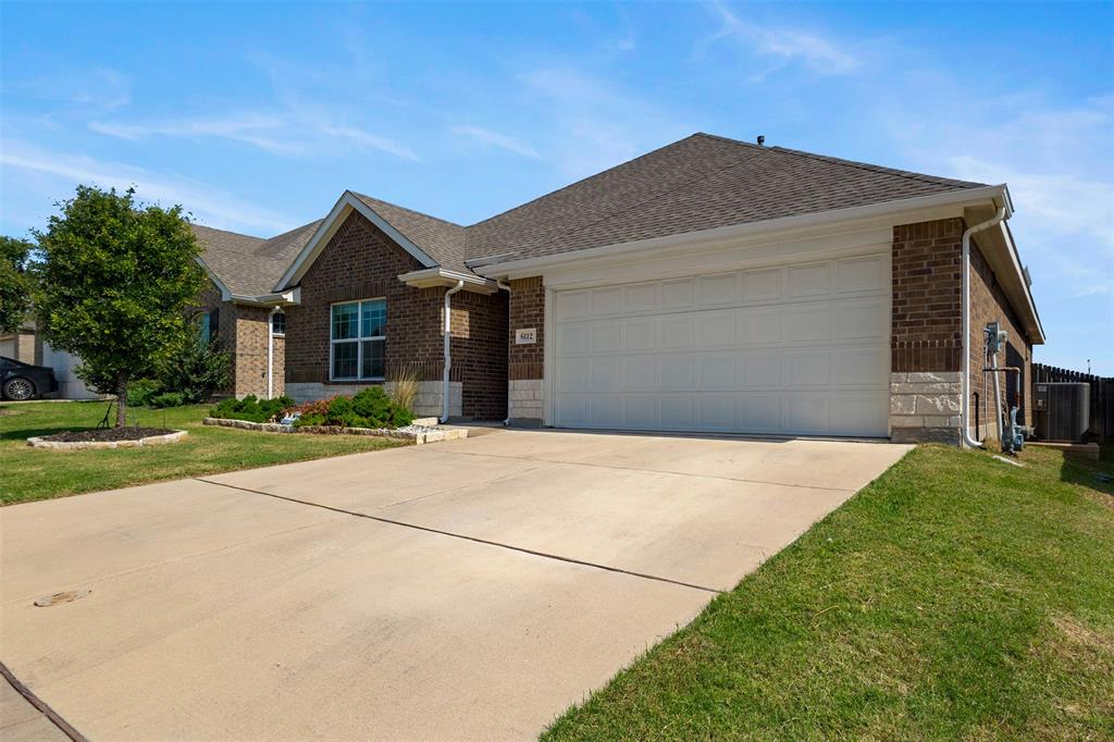 6112 Fall Creek Lane