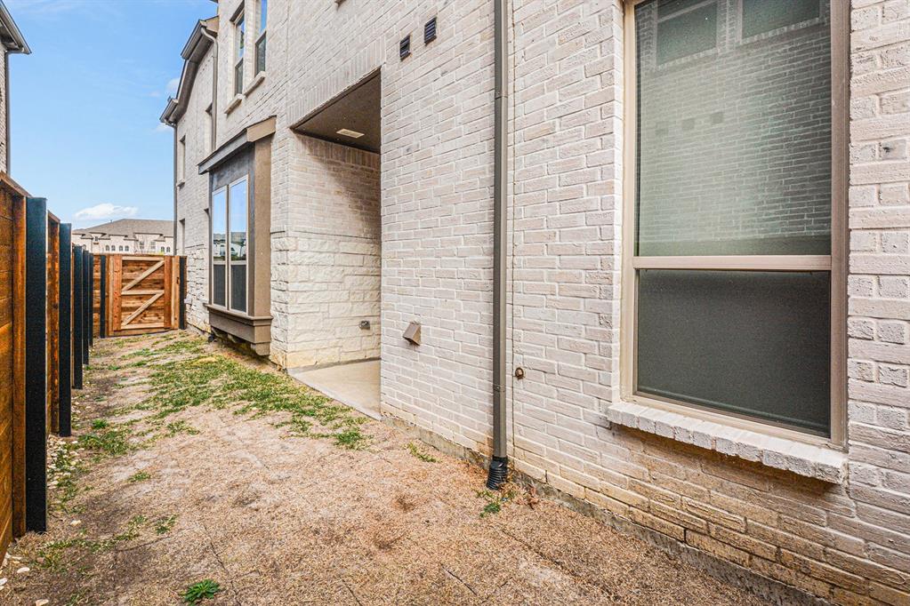 Trinity Falls - Residential