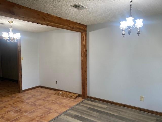 COUNTRY ESTATES - Residential