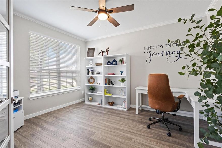 A must see!
Tucked into the established Parks of Corinth neighborhood, this inviting home features a practical, well-designed layout with abundant natural light throughout. The interior feels more open and welcoming in person, making a private tour well worth your time. Conveniently located near shopping, dining, major roadways, and just about 5 miles from Lake Lewisville, this home offers a balance of everyday comfort and easy access to outdoor activities. A great option for buyers seeking a livable layout in a well-connected location.