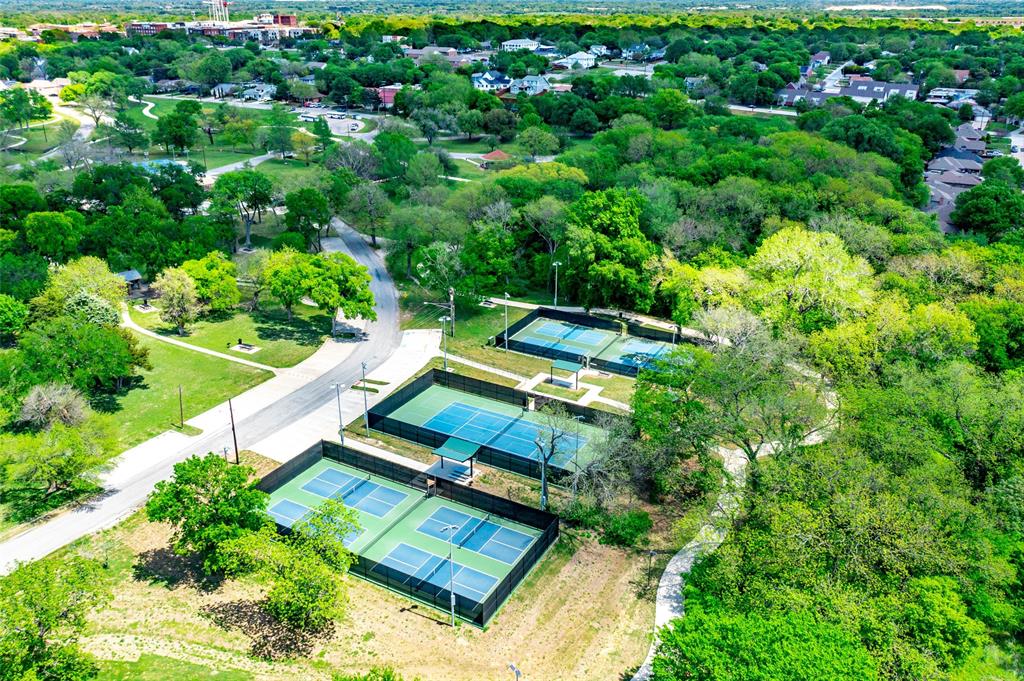 Edward B Surv Abs 85 - Land