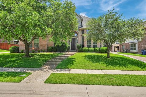 1910 Saint Johns Avenue Allen TX 75002