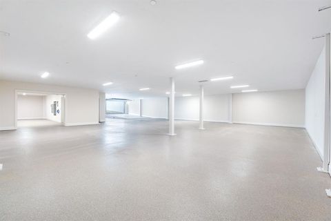 Tiny photo for 402 Lakeway Drive, Allen, TX 75013 (MLS # 20995739)