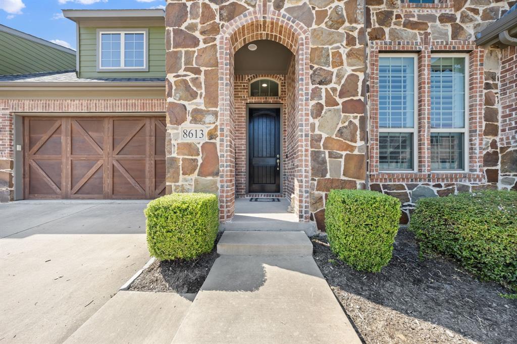 8613 Shallowford Lane
