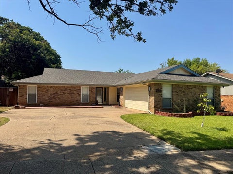 Photo of 3104 Sugar Street, Bedford, TX 76021 (MLS # 21352576)