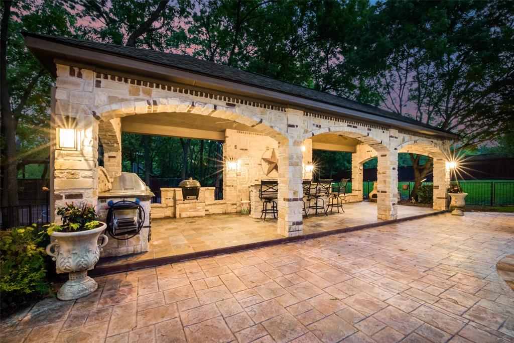 800 Bentbrook Lane