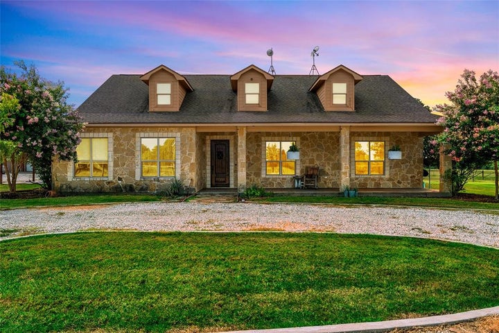 Photo 1 of 40 — 180 Hcr 2224 E, Aquilla, TX 76622