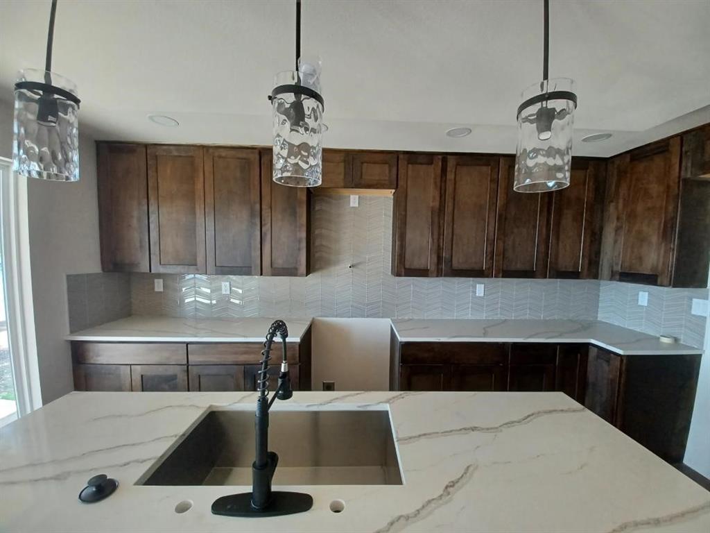 30300002040030 - Residential
