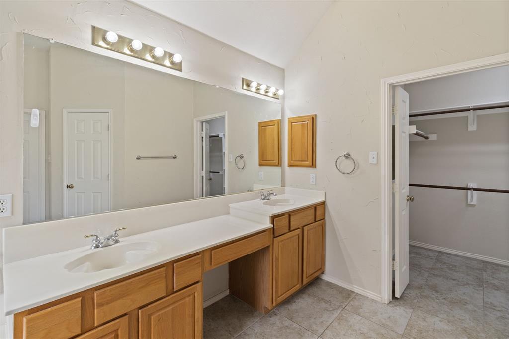 Falcon Creek 03 - Residential