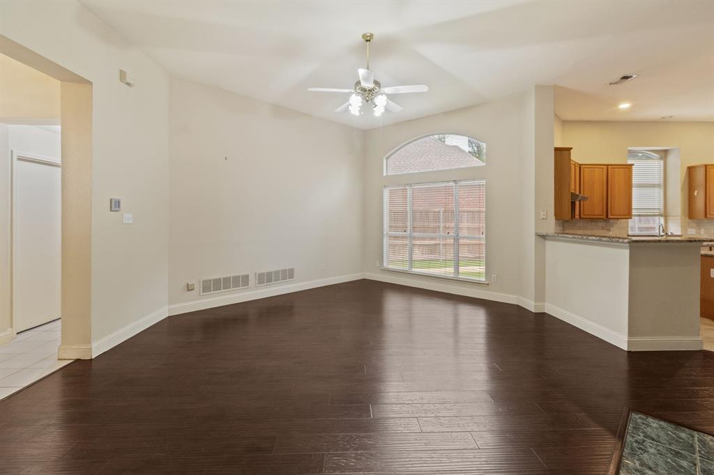 Falcon Creek 03 - Residential