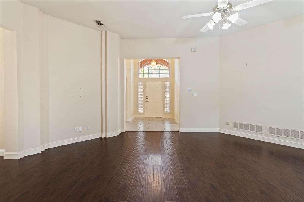 Falcon Creek 03 - Residential