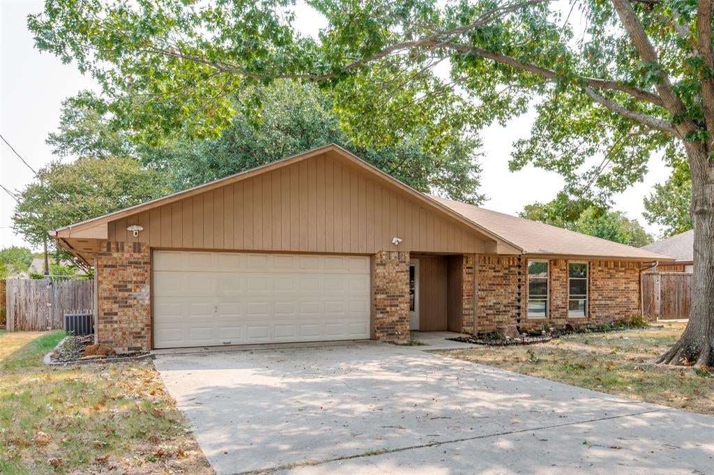 1909 Oak Hill Drive