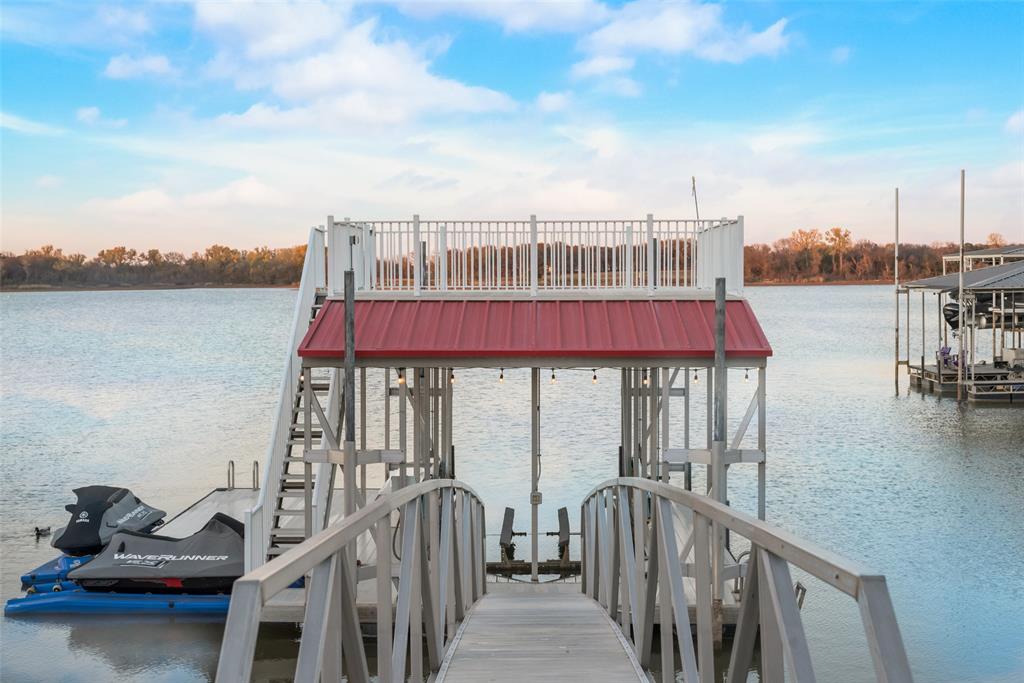 Resort On Eagle Mountain Lake - Residential
