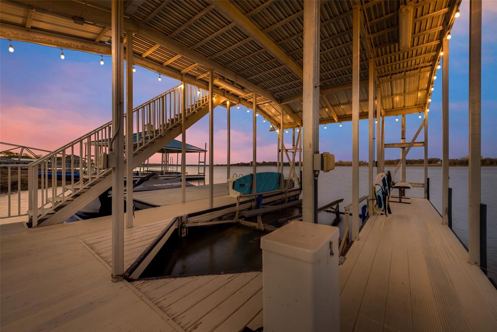 Resort On Eagle Mountain Lake - Residential