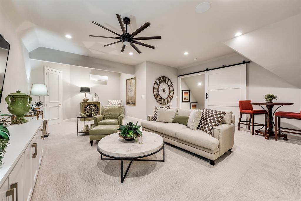 Resort On Eagle Mountain Lake - Residential