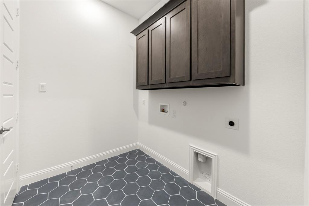 Las Brisas at Stoney Creek - Residential