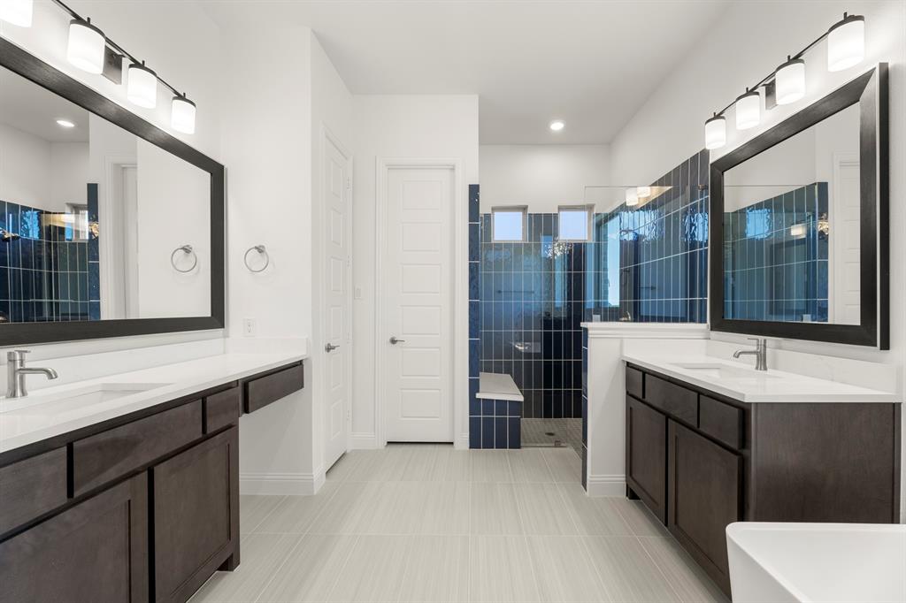 Las Brisas at Stoney Creek - Residential