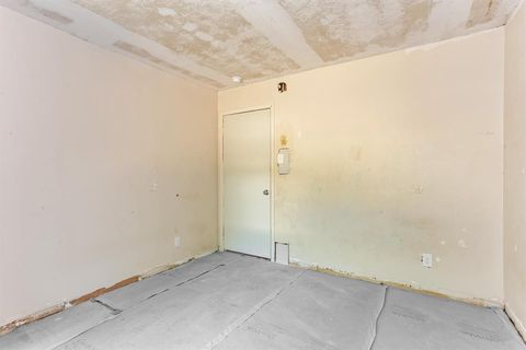 Tiny photo for 5001 Meadowbrook Drive, Fort Worth, TX 76103 (MLS # 21186196)