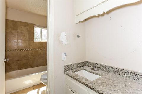 Tiny photo for 5001 Meadowbrook Drive, Fort Worth, TX 76103 (MLS # 21186196)