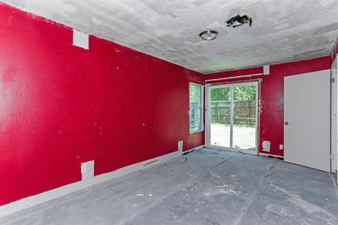 Tiny photo for 5001 Meadowbrook Drive, Fort Worth, TX 76103 (MLS # 21186196)